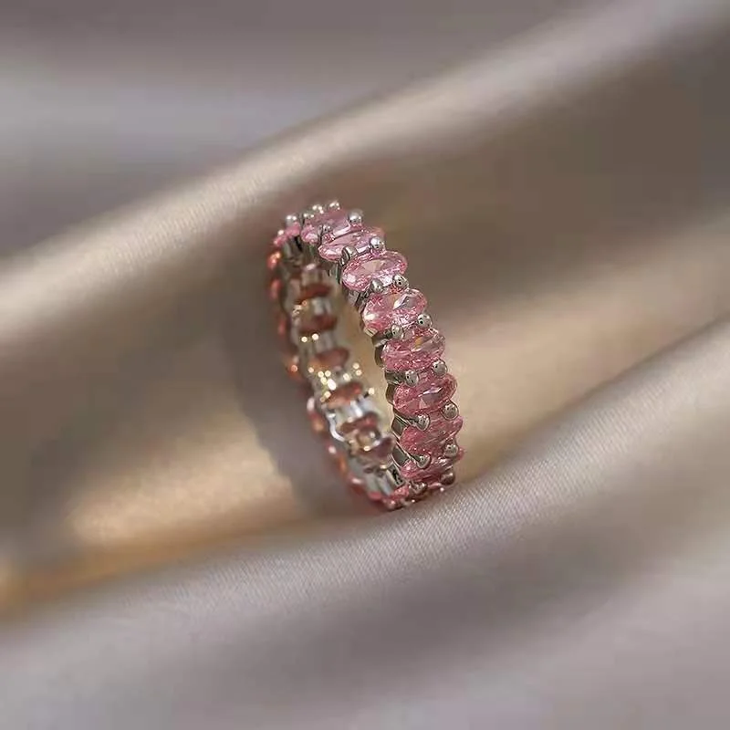 425 Egg-Shaped Pink Ring