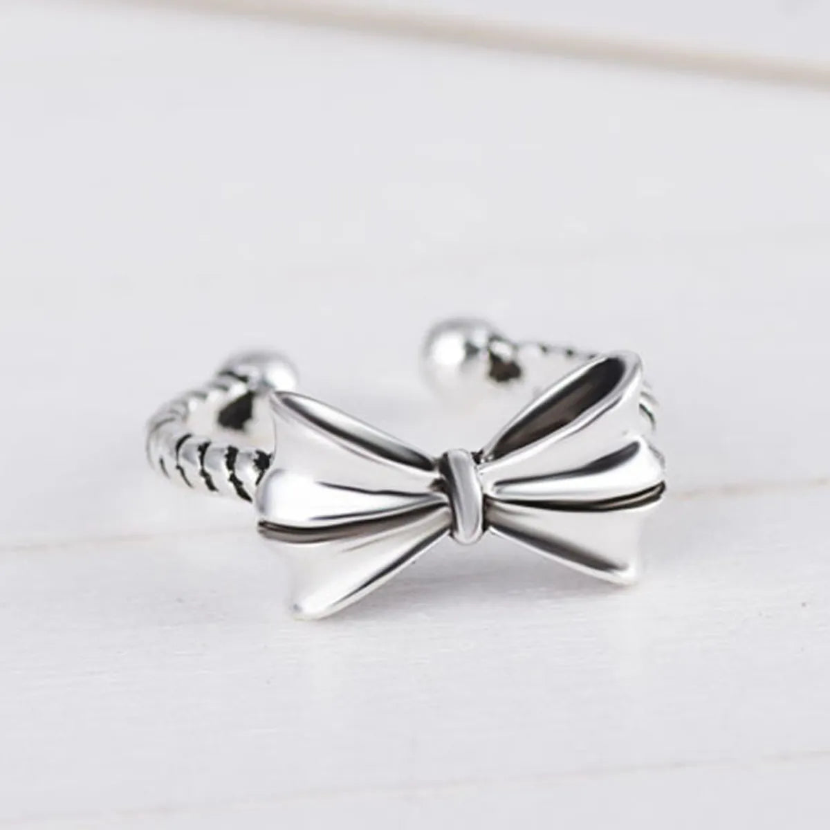 Ladies baguette diamond ring-Wholesale Cute Retro Bow Knot Copper Open Rings