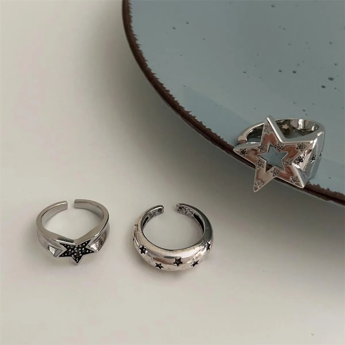 Ladies custom-designed ring-Retro Star Copper Plating Open Ring